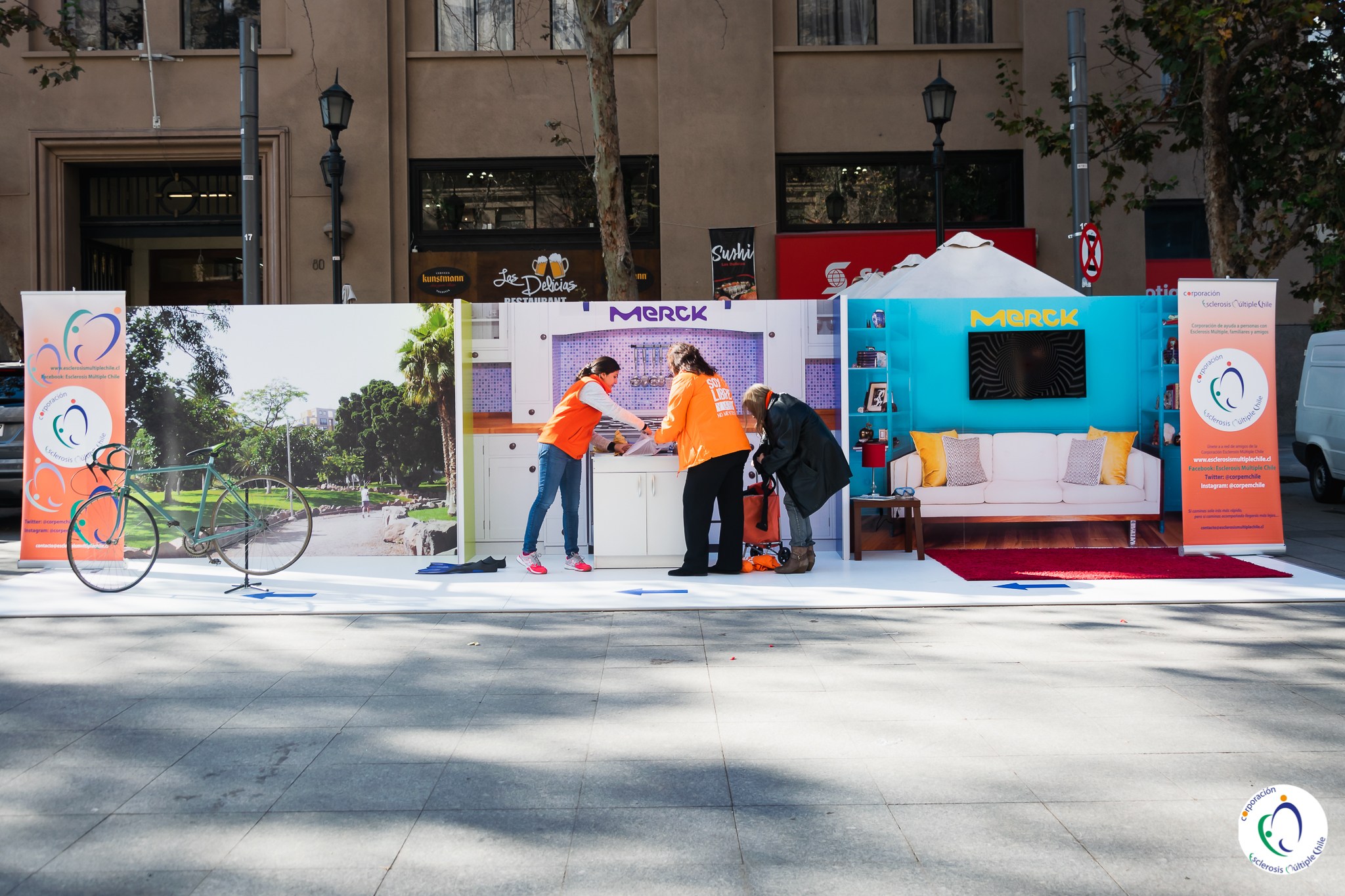 La Casa de la Esclerosis Múltiple llega al corazón de Santiago